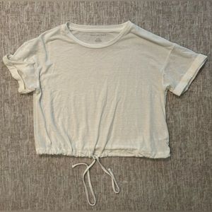 American Eagle white tie t shirt size M